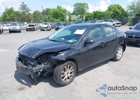 2010 Mazda Mazda3 I Touring z USA, uszkodzony, nr VIN JM1BL1SG3A1177735